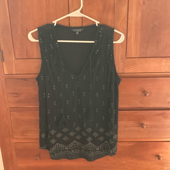 Lucky Brand Black Tank Top with white design - Picture 3 of 11